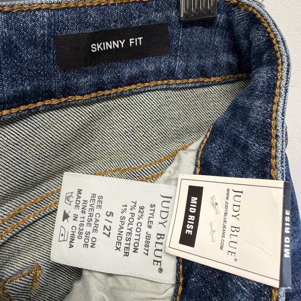 Judy Blue Mid-rise Distressed Skinny fit Jeans Size 27 JB8877 NWT! - Picture 7 of 11